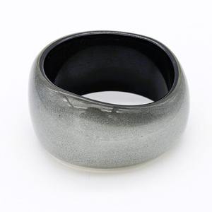 Nouveau design Bijoux en résine stylés pour femmes et filles Bracelets en résine colorés Bracelets à breloques avec motifs spéciaux - Product Image 6