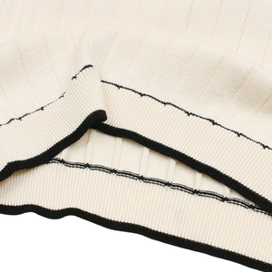 Polo de Punto Trenzado Blanco para Hombre, Prenda de Punto de Algodón Premium, Manga Corta, Texturizado, Corte Clásico, Ropa Casual Elegante - Product Image 3