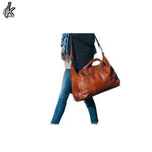 Sac de sport en cuir véritable, taille cabine, unisexe, sac de voyage en cuir à vendre - Product Image 2