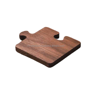 Nuevo juego de posavasos de madera y resina de 4 posavasos de taza de madera de tamaño mediano hechos a mano de India por RF Crafts - Product Image 5