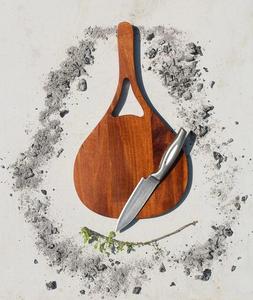 Planche à charcuterie de cuisine en bois d'acacia avec poignée en stock de f s international - Product Image 2