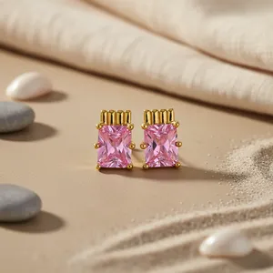 Pendientes de Zirconia Rosa para Mujer, Corte Princesa, Diseño de Corona Chapada en Oro, Joyería Clásica de Moda, Regalo de Marca de Rajasthan - Product Image 1