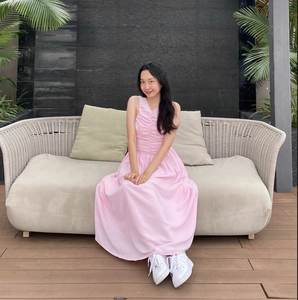 Vestido Midi de Satén Rosa sin Tirantes con Logotipo Personalizado, Corte en A, Ajuste Holgado, Cintura Imperio, Vestido Casual de Verano, Tela de Lino - Product Image 2