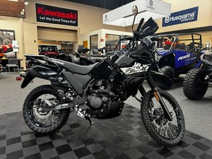 SPEEDER PREMIUM KLR650S Adventure Motorcycle Black Dual Sport Bike with Windshield and Side <b>Cases</b> - Product Image 4
