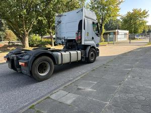 Camion d'occasion Renault 420 4X2, année 2005, moteur diesel EURO3, 299 CV, 6 cylindres, boîte de vitesses manuelle, classe d'émissions - Product Image 5