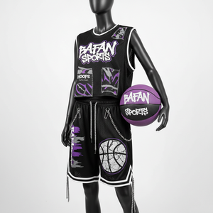 Conjunto de Camiseta y Pantalones Cortos de Baloncesto para Mujer, Tejido de Malla de Poliéster Transpirable de Primera Calidad, 180 GSM, Diseño de Paneles Negros y Morados, Conjuntos para Mujer - Product Image 4