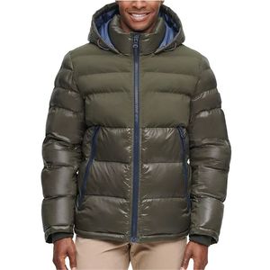 Chaqueta de Plumón de Invierno para Hombre de Alta Calidad con Cuello Alto, Nueva Tendencia de Moda, Logotipo Frontal, Hecho en Pakistán - Product Image 1