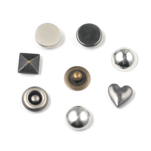 Usine de boutons métalliques avec 20 ans d'expérience, boutons et rivets en laiton personnalisés pour veste en jean - Product Image 1