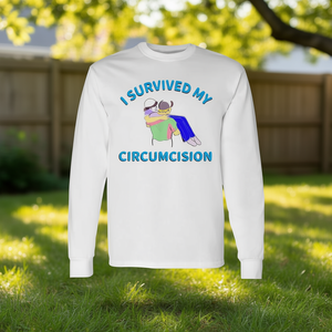 Camiseta de manga larga con diseño de humor aleatorio: Sobreviví a mi circuncisión - Product Image 3