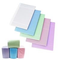 Bavoir dentaire jetable rose Polyback serviette imperméable patient bavoirs 3 plis tatouage serviettes en papier pour clinique dentaire
