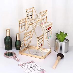 Elegante soporte de joyería rosa para pendientes, collares, anillos, organizador elegante para mesa de tocador, habitación de niñas y exhibición de Tocador de la India - Product Image 4