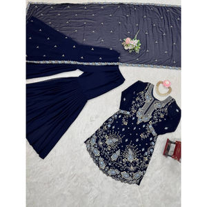 Belle traditionnelle indienne pakistanaise fausse Georgette Kurti Shalwar Kameez ensemble moderne élégant vêtements prêt à porter nouveau vente en gros - Product Image 1