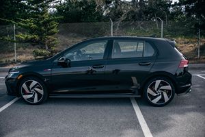 Volkswagen GTI SE 2022, Auto de Bajo Kilometraje, Caja de Cambios Automática, Dirección Suave, Gasolina/Eléctrico - Product Image 5