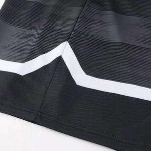 Maillots de Football Personnalisés Short en Maille de Football de Haute Qualité à Sublimation Séchage Rapide et Respirant Taille Moyenne Vente en Gros OEM - Product Image 5