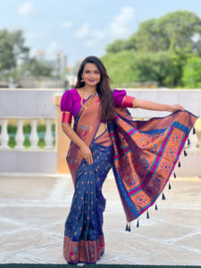 Hermoso Sari de seda con diseño de Zari Weaving Meenakari - Product Image 3