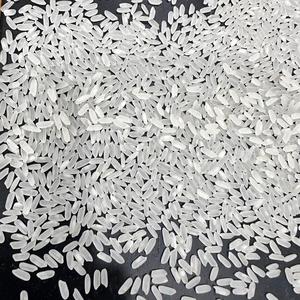 Arroz blanco de grano medio de alta calidad 2025, grado 5%, arroz calrose seco duro roto, precio competitivo, origen Vietnam/ ANNA DO - Product Image 4