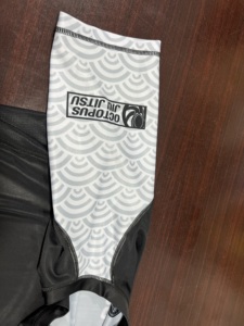 MMA เสื้อแรชการ์ดพิมพ์ซับลิเมชันกำหนดเอง240ป้องกันอัลทวอยเลต์ GSM การบีบอัดการต่อสู้แบบผดผื่น BJJ ผลิตในปากีสถาน - Product Image 5