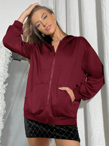 Sweat à capuche personnalisé avec strass et squelette pour femmes fabriqué avec un matériau de haute qualité - Product Image 5