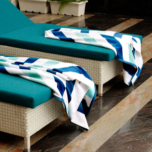 Fourniture directe en usine du Pakistan Serviette de plage de couleur blanche personnalisée Service OEM Serviette de plage et essuie-mains pour usage personnel - Product Image 3