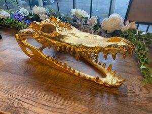 รูปปั้นตกแต่งสัตว์เลื้อยคลานสีทองหรูหรารูปปั้นโลหะธีมจูราสสิกอิเล็คโทรเพลทสำหรับการตกแต่งภายในบ้านและสำนักงานที่ทันสมัย - Product Image 3