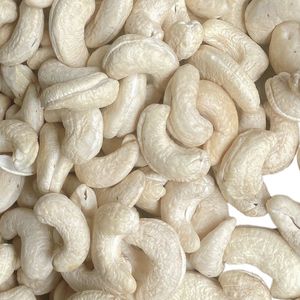 Fournisseur de confiance Santigo Factory Vietnam Noix de cajou biologiques Noix de cajou W180 160 Vente en gros de Santigo Vietnam - Product Image 1