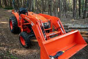 Tracteur à chenilles L4701 40HP d'occasion de bonne qualité avec moteur et boîte de vitesses - Disponible à la vente - Product Image 4