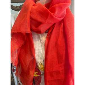 Bufanda de Lino Estilo Sandía, Larga, Elegante y con Estilo - Product Image 3