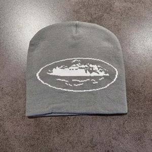 Top Fashion Able Unisex Mohair Beanie Hat Tamaño personalizado y color ajustable con atractivo diseñador Beanies Cap - Product Image 3