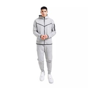 Conjunto Deportivo de Alta Calidad para Hombre, Estilo Jogger, Corte Ajustado, Dos Piezas - Product Image 1