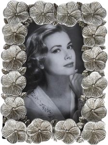 Marco de fotos de flores de metal hecho a mano para decoración de pared Diseño de tendencia para regalar Captura de momentos preciados - Product Image 6