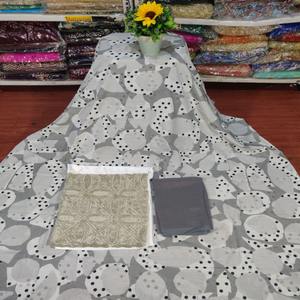 Vestido de Algodón Voile de Alta Calidad con Aspecto Premium para Niñas, Estampado Liso, Jacquard Slub para Bodas y Ocasiones Especiales - Product Image 1