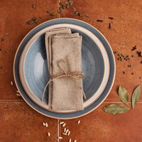Plat et assiette en céramique triangulaires modernes de 29 cm, design unique pour un service et une présentation plus faciles