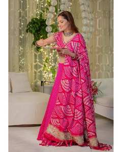 Lehenga Choli en soie de maslin rose de haute qualité avec chemisier brodé Banglori lourd et Dupatta pour les fêtes et les mariages - Product Image 3
