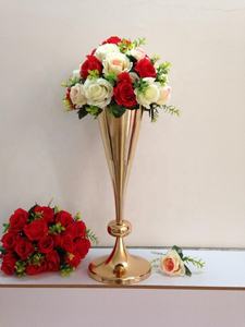 Wholesale Modern Wedding Event Tabletop Flower Holder Customizable Shape Nickle-Plated Metal <b>Floor</b> <b>Vase</b> for Decorative Purposes - Product Image 3