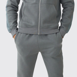 Conjunto de Sudadera con Capucha y Pantalón de Forro Polar para Hombre OEM, Cálido y Casual, Modelo 2026, Precio de Fábrica, Logotipo Personalizado, Conjunto de Dos Piezas - Product Image 3