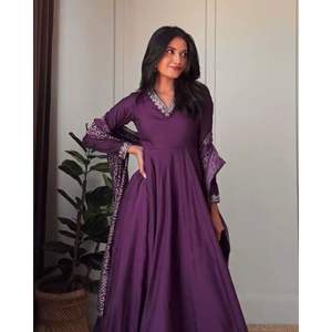 Amazing Anarkali <b>Dress</b> for Women Rayon Kurtis Indian Anarkali Office Wear Gown <b>Dress</b> - Product Image 5