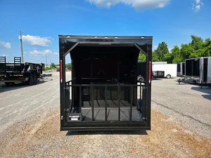 Remorque alimentaire mobile noire de 7' x 12' à vendre avec véranda occultante et évier intégré - Product Image 3