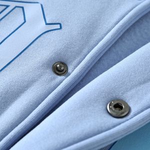 Ropa informal personalizada Chaquetas universitarias para hombres con cuello levantado Chaqueta de béisbol para hombres de calidad premium disponible en diferentes colores - Product Image 4