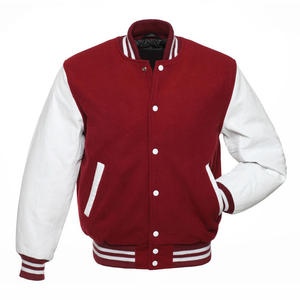 Chaqueta universitaria clásica Mezcla de lana Premium, Mangas de cuero, acanalado a rayas para un atractivo vintage hecho en Pakistán - Product Image 1