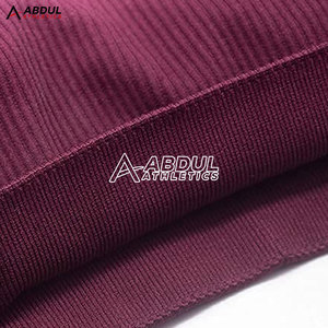 Ensemble de yoga pour la remise en forme et l'entraînement en salle de sport, avec des matériaux durables et un tissu respirant pour une utilisation confortable et durable - Product Image 5