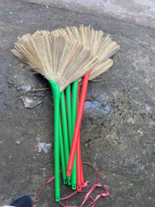 Balai à gazon personnalisé en vente chaude Balai à gazon naturel Balais à gazon faits à la main à la maison - Product Image 6