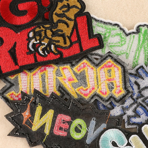 Patchs brodés écologiques, design textuel coloré, patchs brodés de luxe pour vestes et mode homme ou femme - Product Image 6