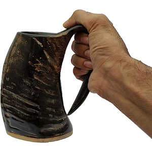 Juego de 2 tazas de cuerno de cerveza vikingo hechas a mano, diferentes tamaños, diseño antiguo, Ideal para bares en casa y eventos para beber vino - Product Image 5