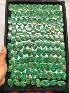 Vente en gros 100% cabochon en cuivre naturel malachite pierres précieuses polies pour la fabrication de bijoux - Product Image 3