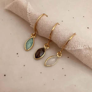 Boucles d'oreilles pendantes vintage faites à la main en argent sterling et laiton, avec pierres précieuses de forme Marque 4x8mm serties clos, pour mariage et soirée, pour femme - Product Image 3