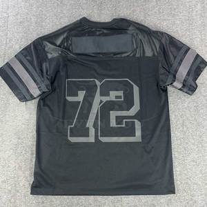 Camiseta de malla bordada ligera y transpirable de manga corta con cuello en V, 100% poliéster, costuras duraderas, diseño elegante, adecuada para hombre - Product Image 4