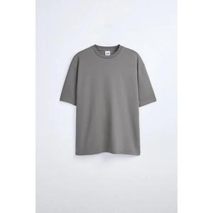 Camiseta de hombre con estampado liso, camisetas de algodón OEM personalizadas, camisetas de calidad de larga duración absorbentes de sudor, logotipo personalizado - Product Image 3