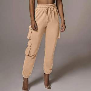 Pantalon de jogging personnalisé brodé pour femme avec taille élastique, coupe ajustée, idéal été comme hiver, style cargo - Product Image 5