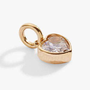 Colgante de Corazón de Cuarzo Cristalino, Piedra de Nacimiento de Abril, Gema Transparente, Chapado en Oro, Joyería Delicada Hecha a Mano para Mujer - Product Image 4