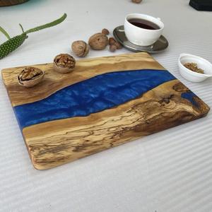 Tabla de Cortar de Madera y Resina Premium, Hecha a Mano, Duradera, para Servir Verduras, Frutas y Carne - Product Image 3